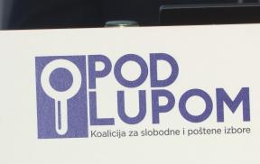 pod lupom