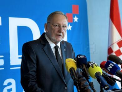 Davor Božinović