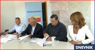 ravno neum dn.png