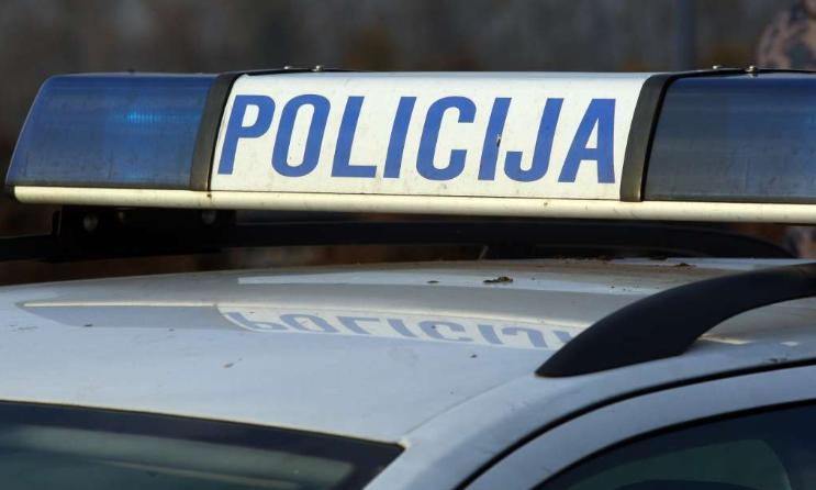 Policija