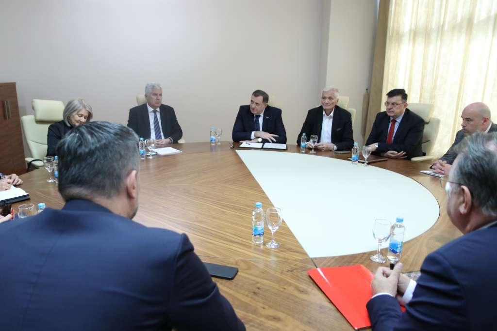 sastanak vladajucih