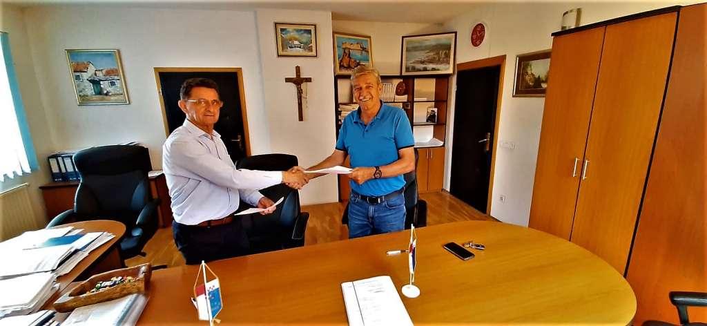 Zdravko Mioč i Stipan Mrvelj.jpg