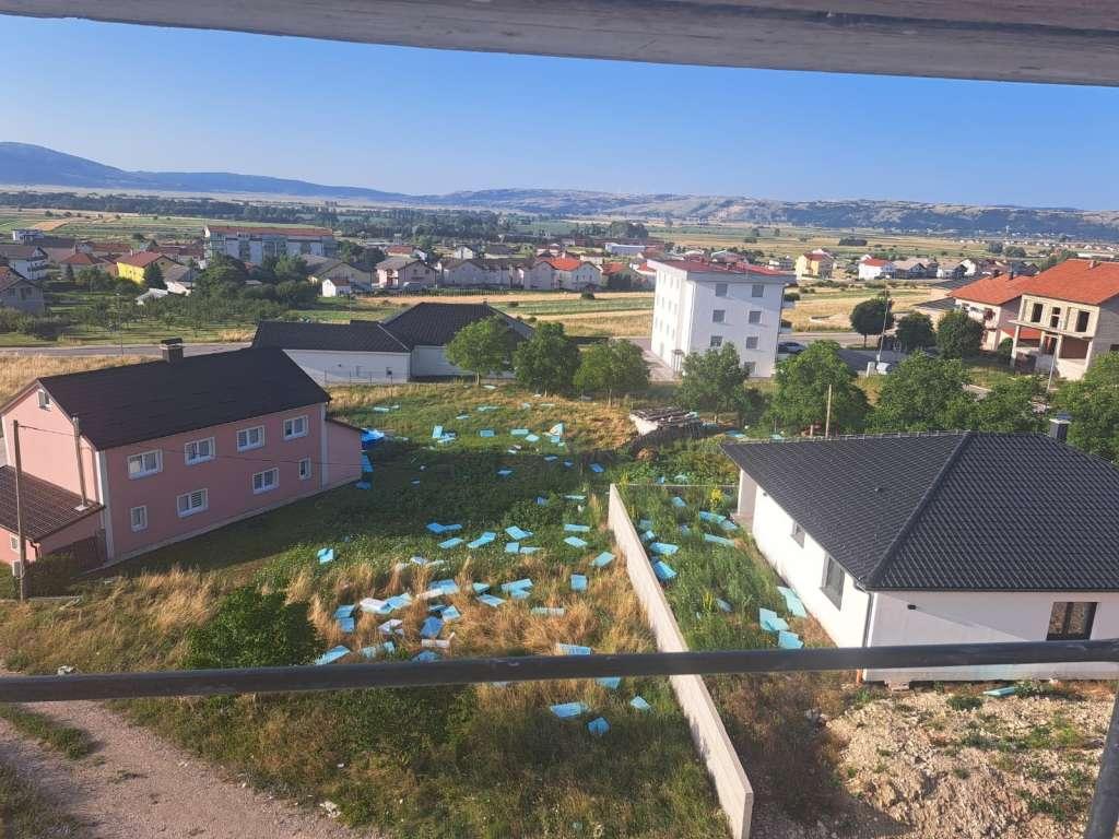 hbž