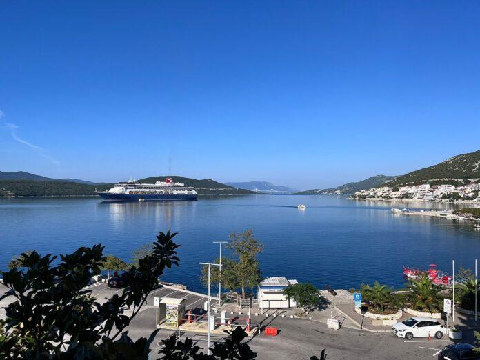 neum kruzer
