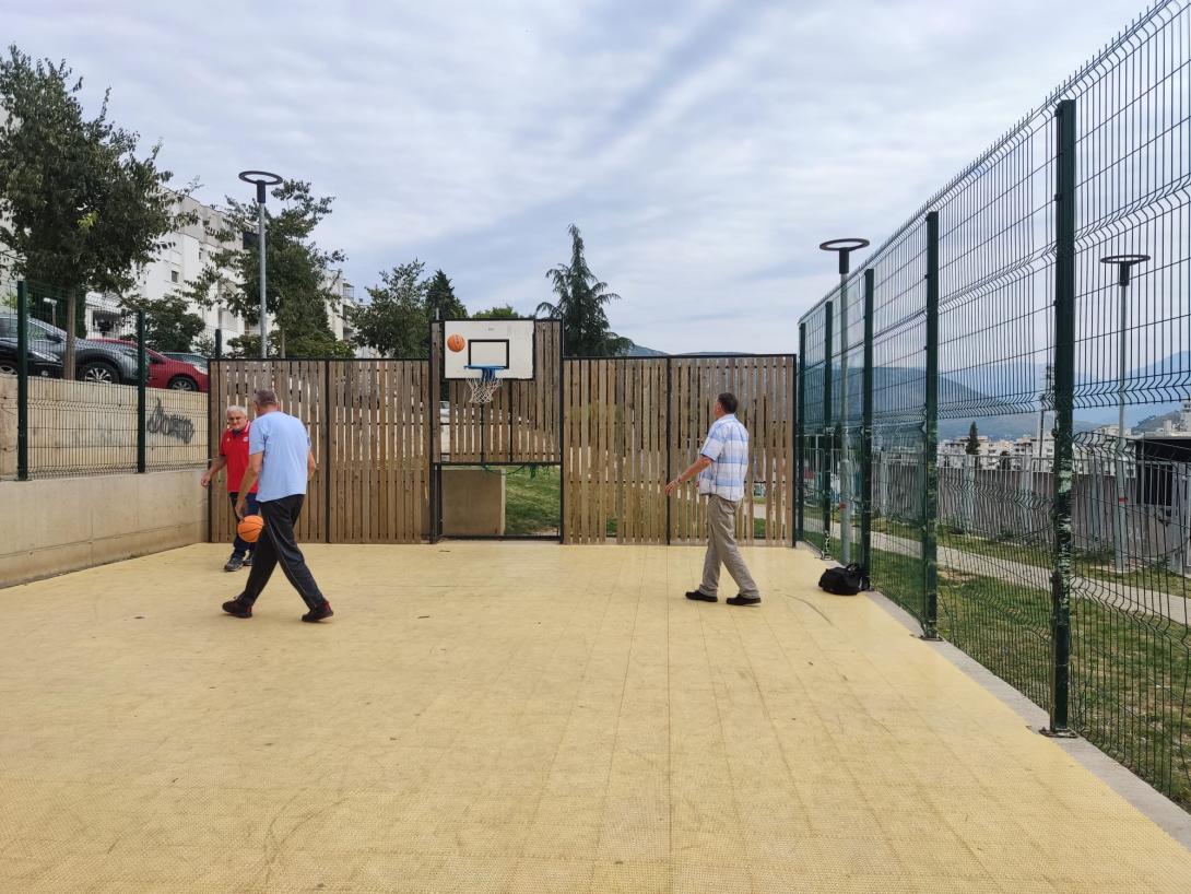umirovljenici 12