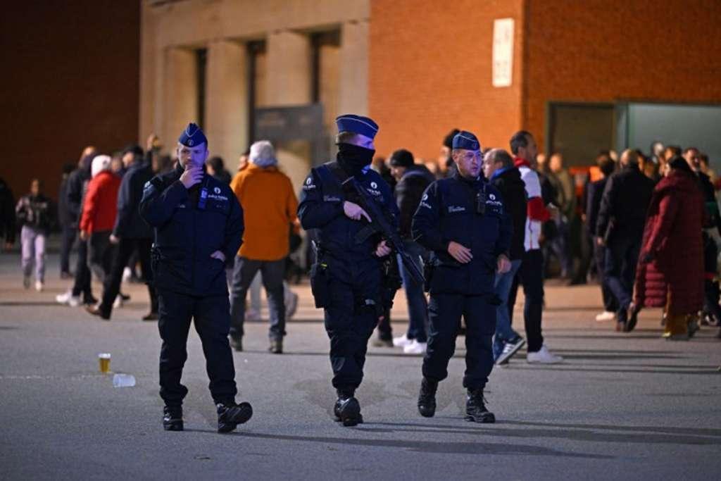 policija