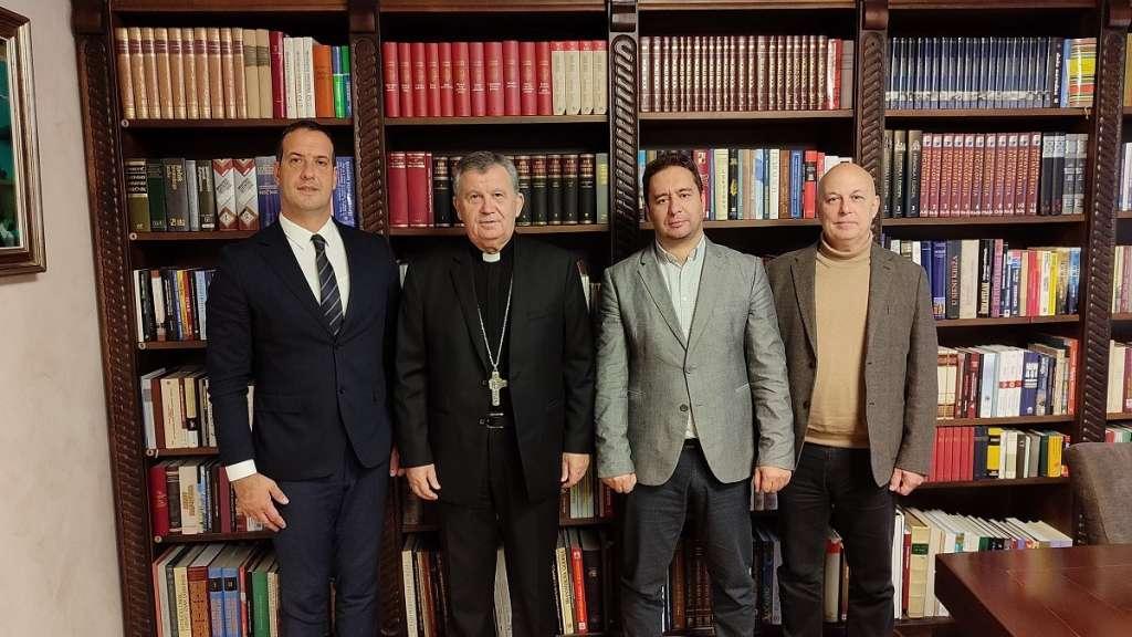 HKD NAPREDAK I NADBISKUP VUKŠIĆ