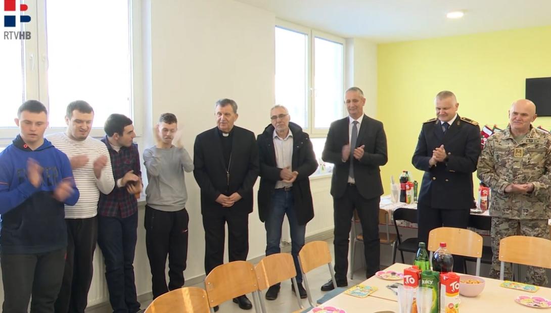 bozicna AKCIJA