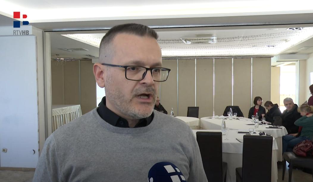 Dinko Periša.png