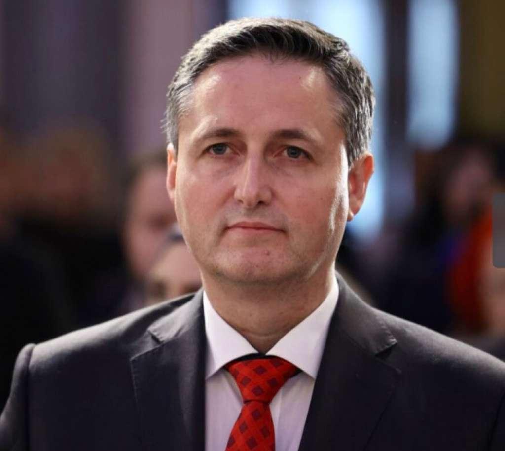 Denis Bećirović