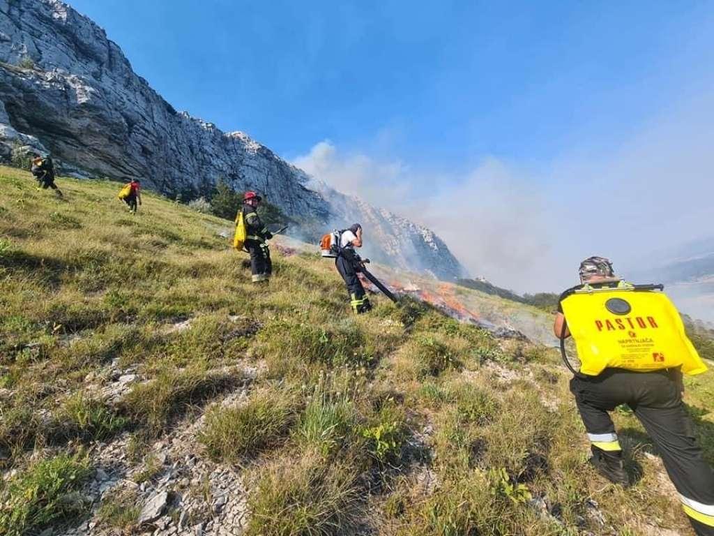 požari