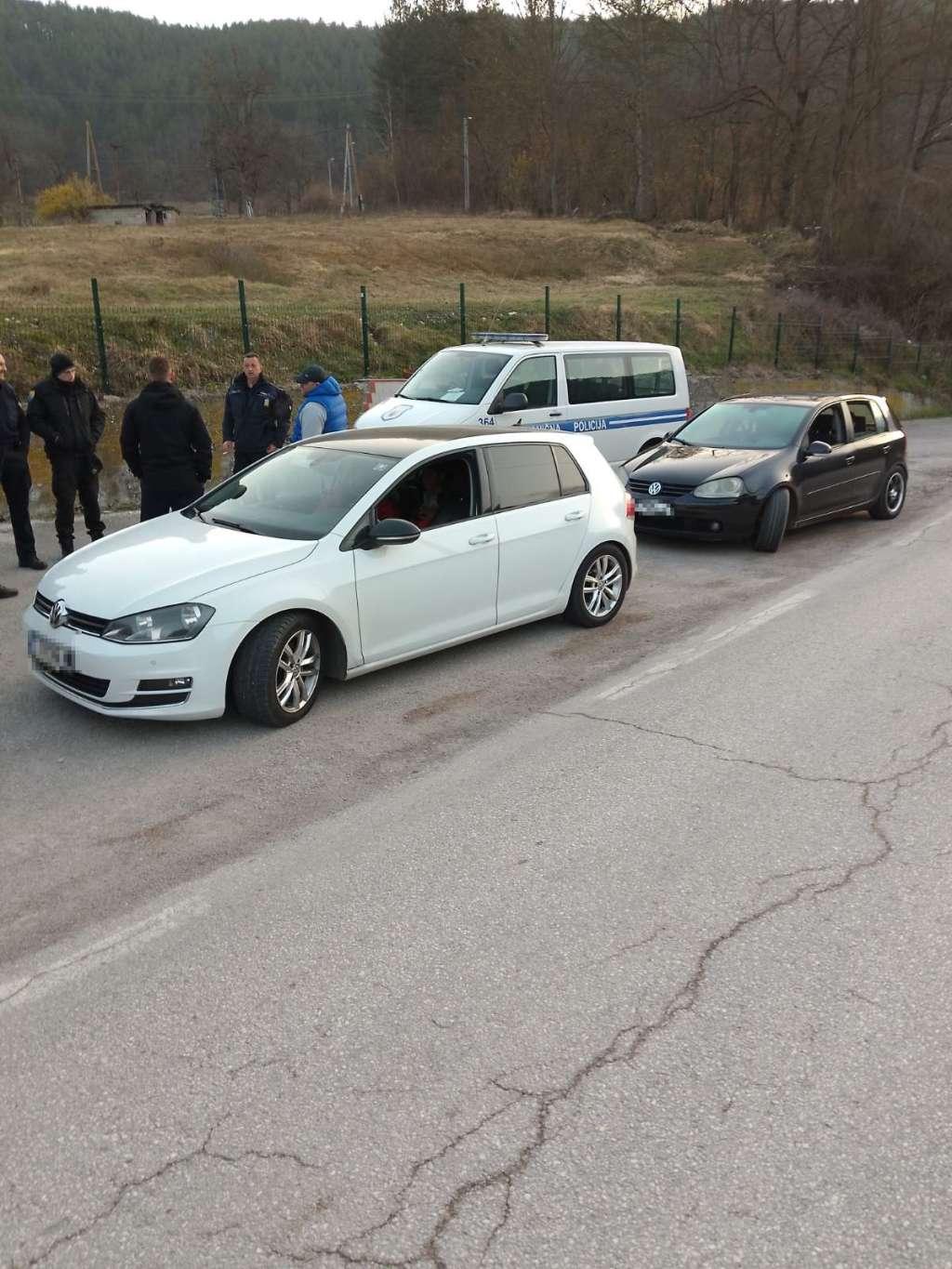 policija