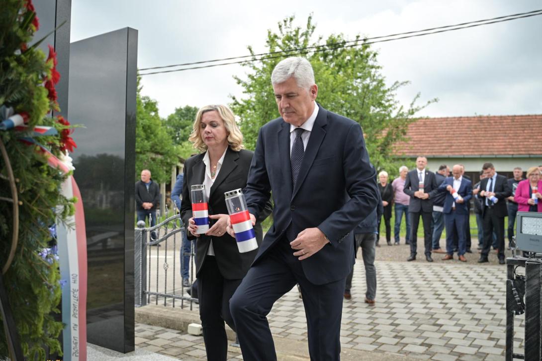 ČOVIĆ I ZOVKO