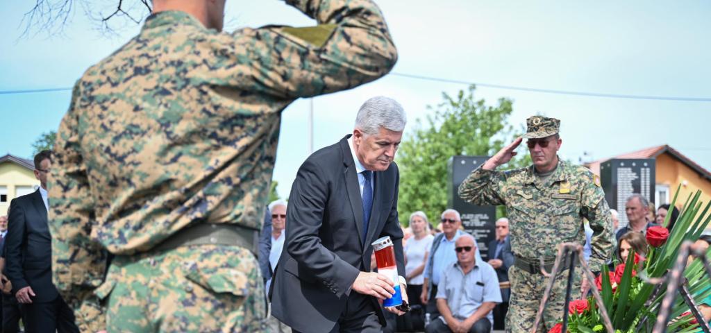 čović