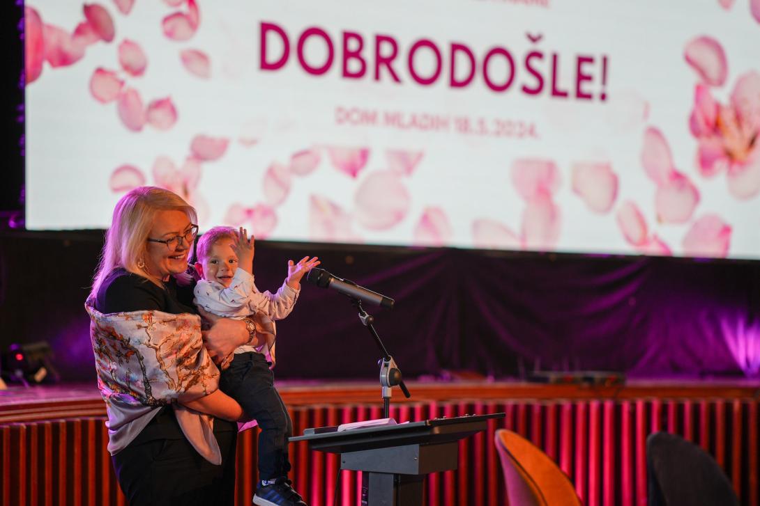 Predsjednica Bradara na MAMF konferenciji_ Sretna majka znači funkcionalno društvo02319.jpg