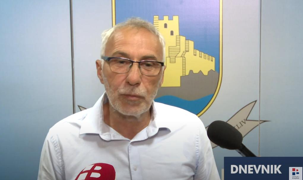 U Ljubuškom je danas održana 11. sjednica Predsjedništva Skupštine općina i gradova Federacije BiH.  Razgovaralo se o temama koje su važne za njihovo funkcioniranje. 