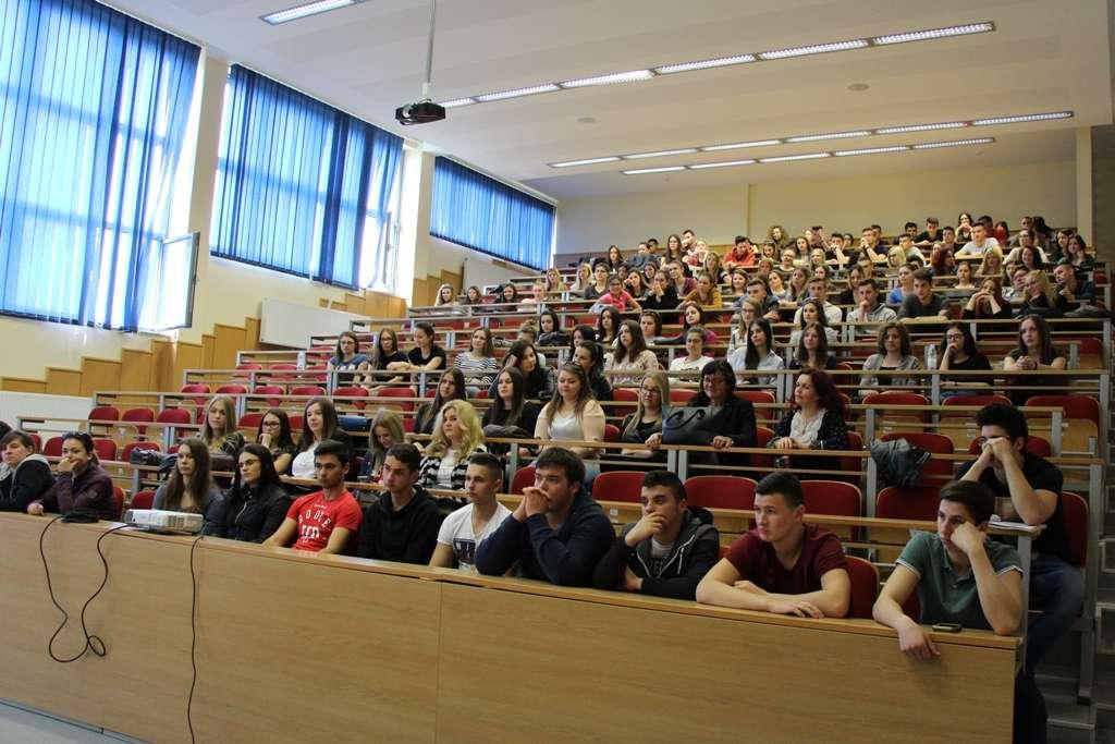 studenti