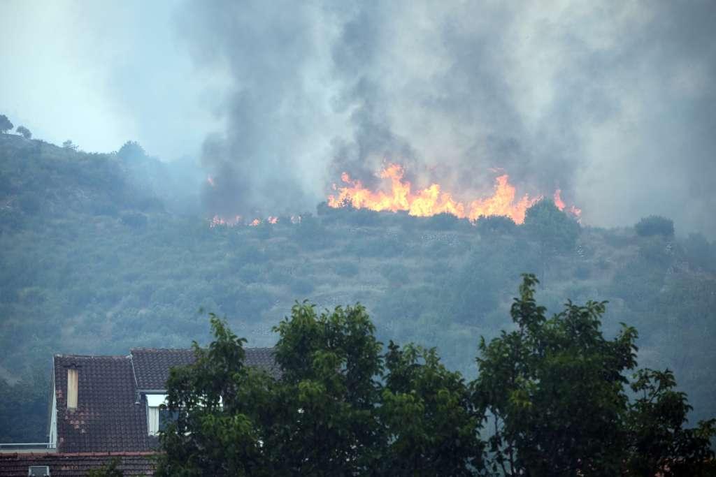 POŽAR