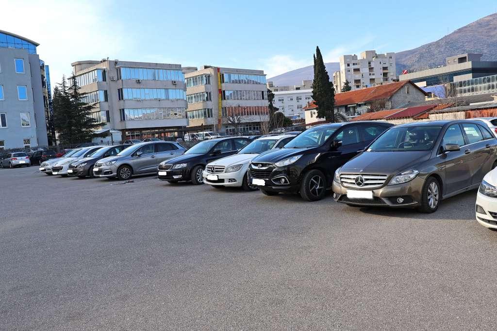 automobili