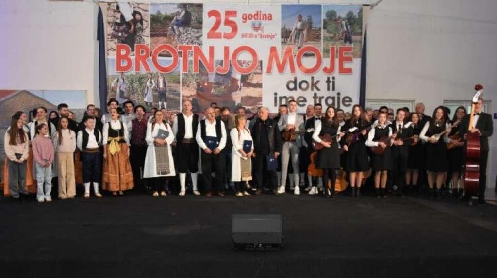 HKUD brotnjo