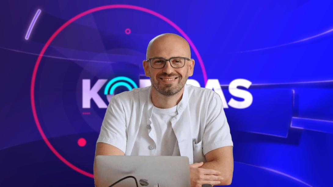 komas