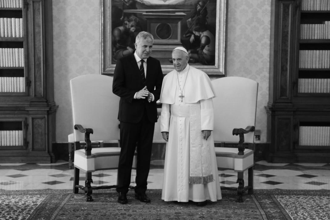 Vcovic papa