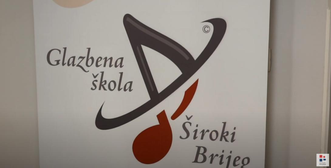 Glazbena škola Široki brijeg.png