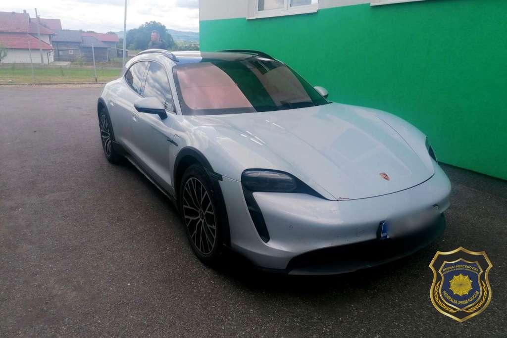 PORSCHE