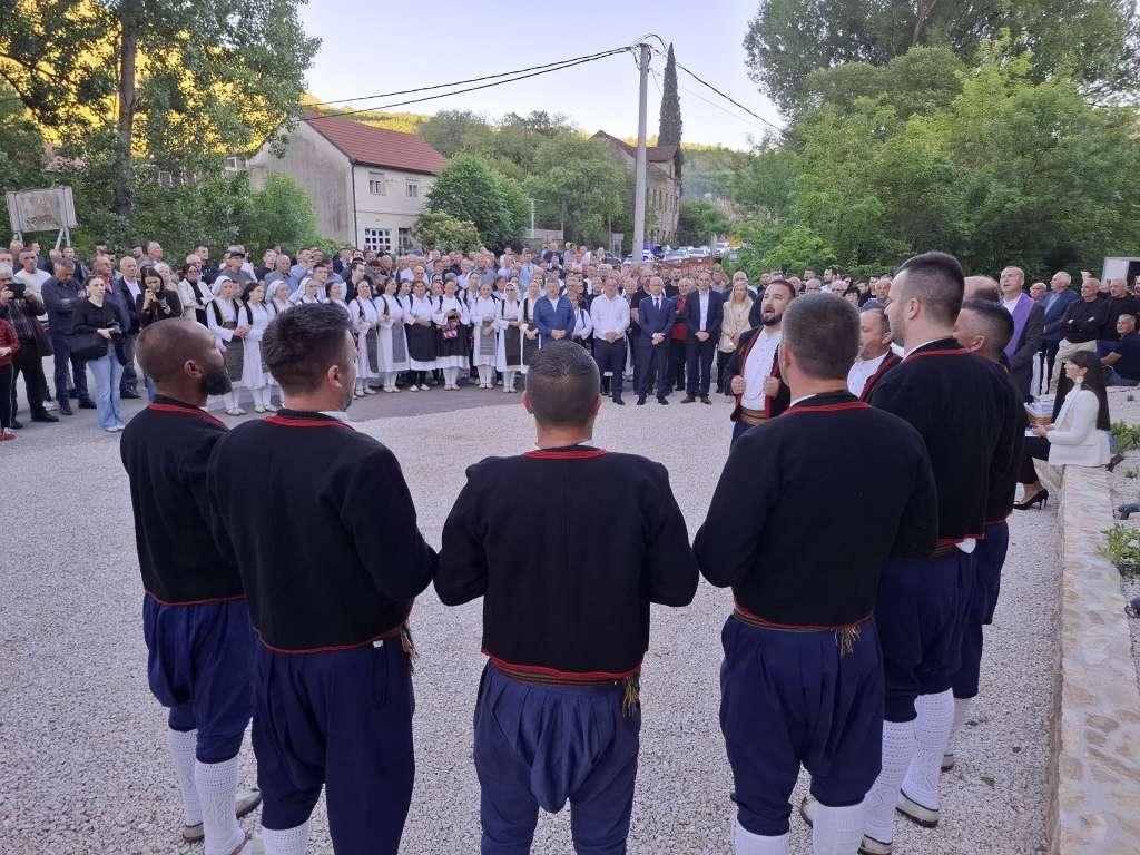 Otkrivanje ploče