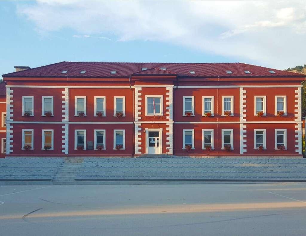 srednja skola livno