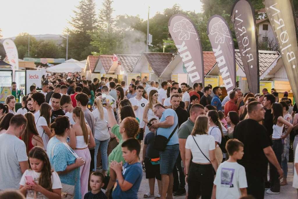 siroki brijeg street food
