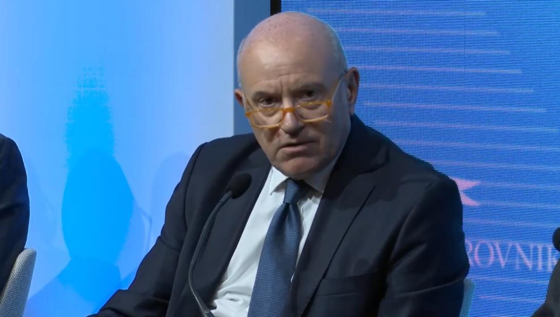 Mehmet Ali Bayar.jpg