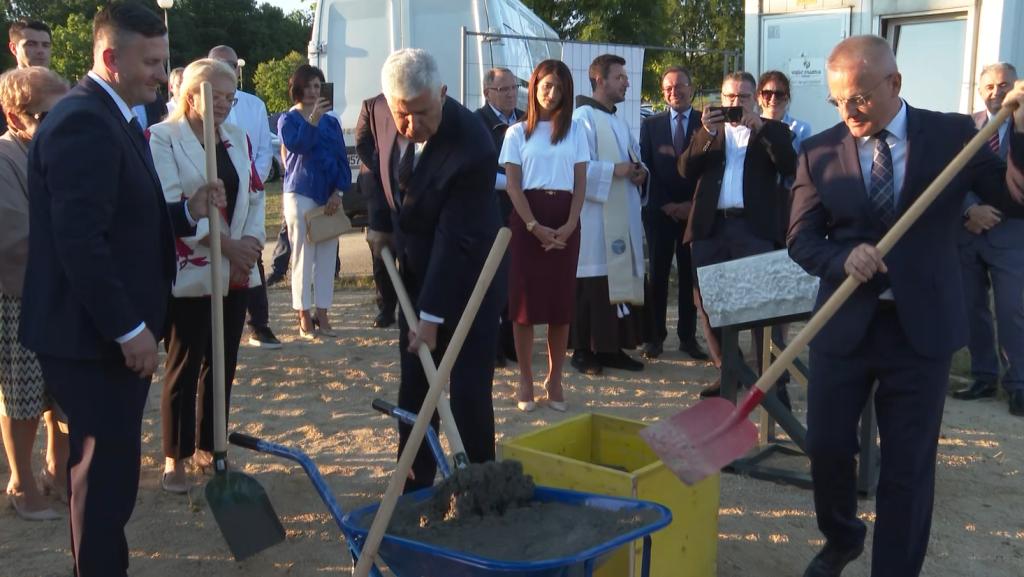 Položen kamen temeljac za dvije nove lamele bolnice u Novoj Biloj