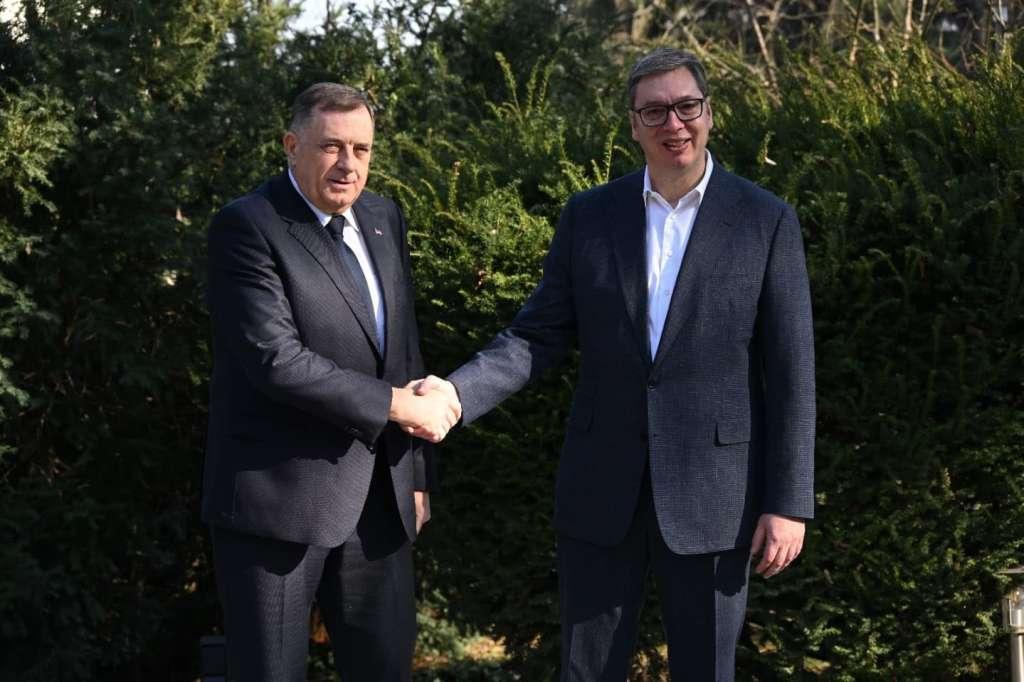 dodik i vucic4