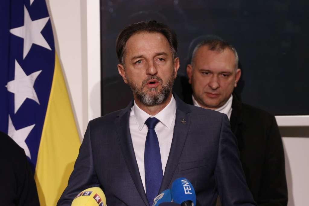 dzevad mahmutović
