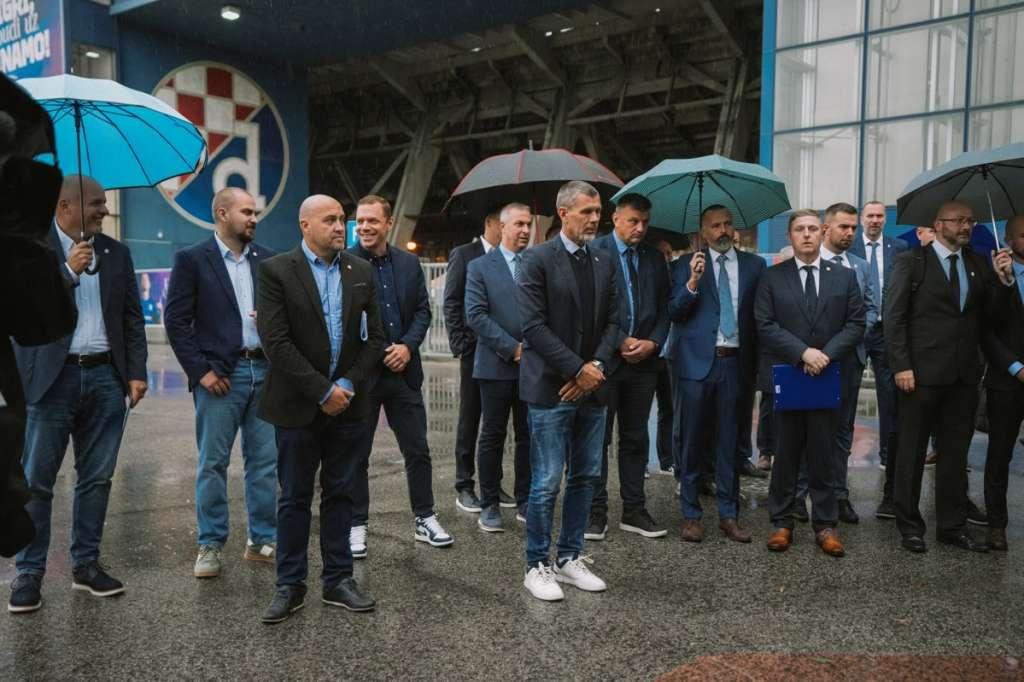 dinamo din