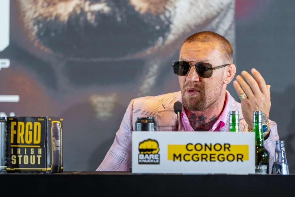  Conor McGregor 