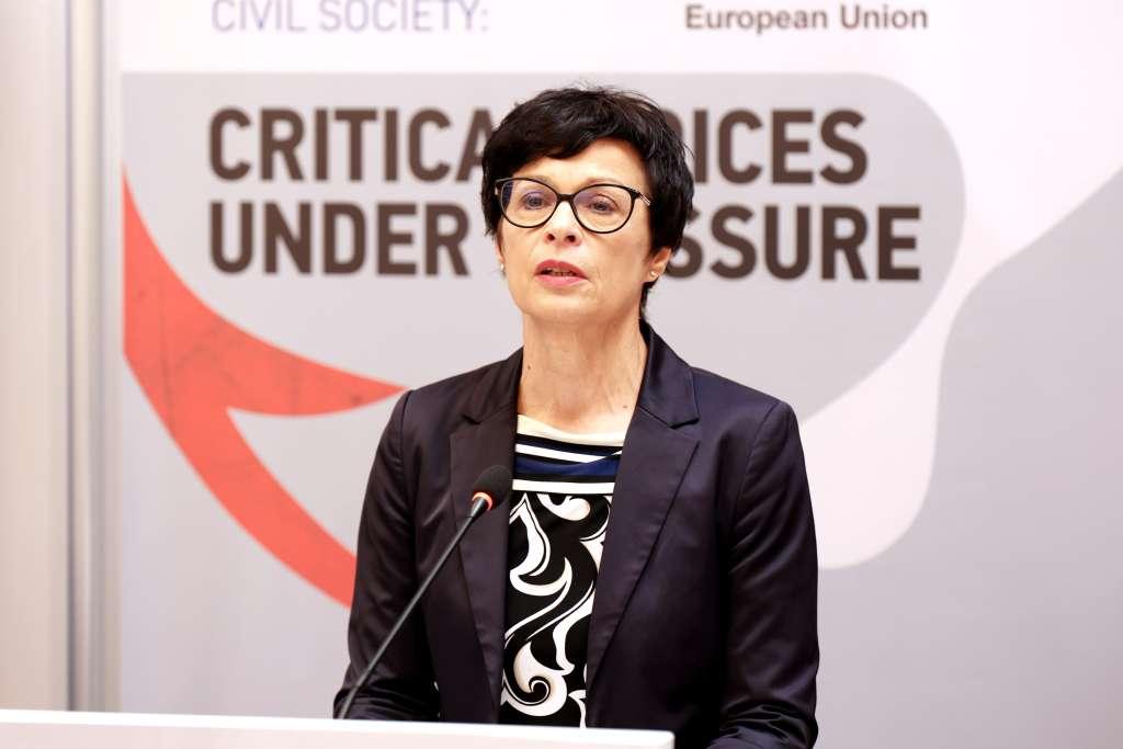 marta kos