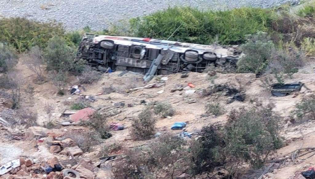 autobus provalija peru