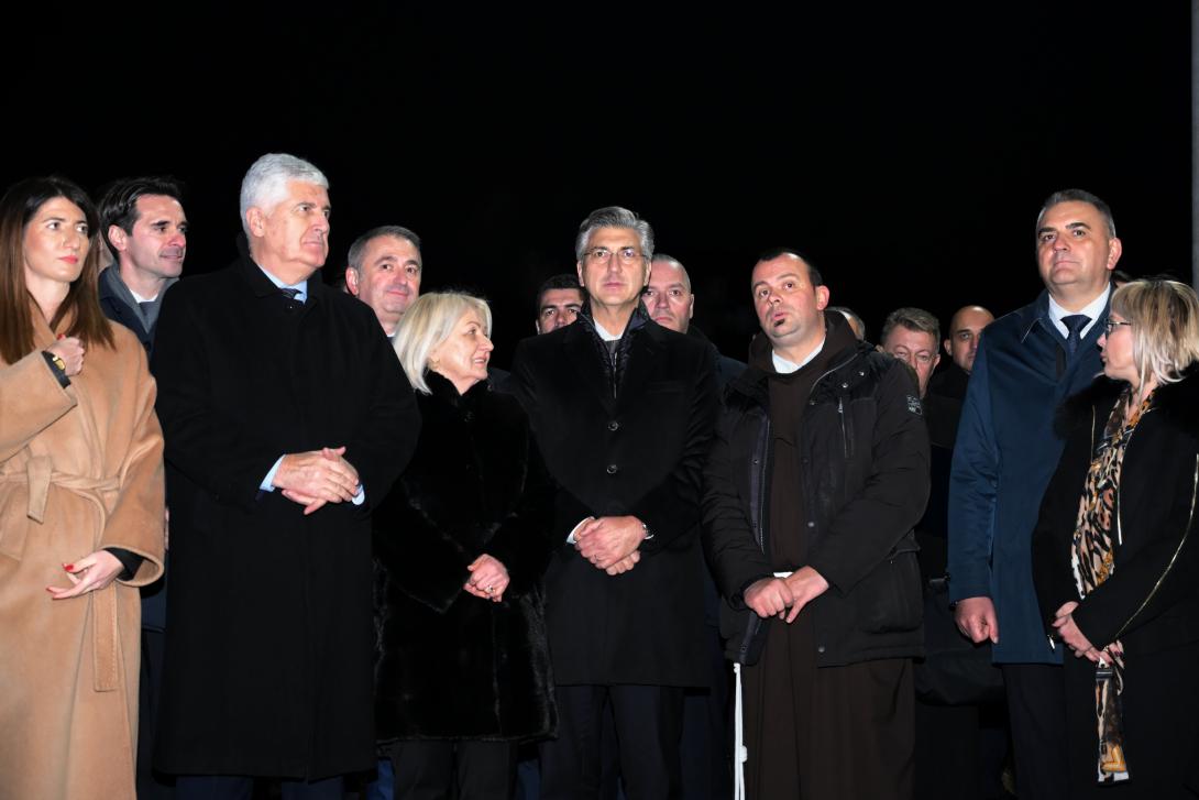 PLENKOVIĆ ČOVIĆ