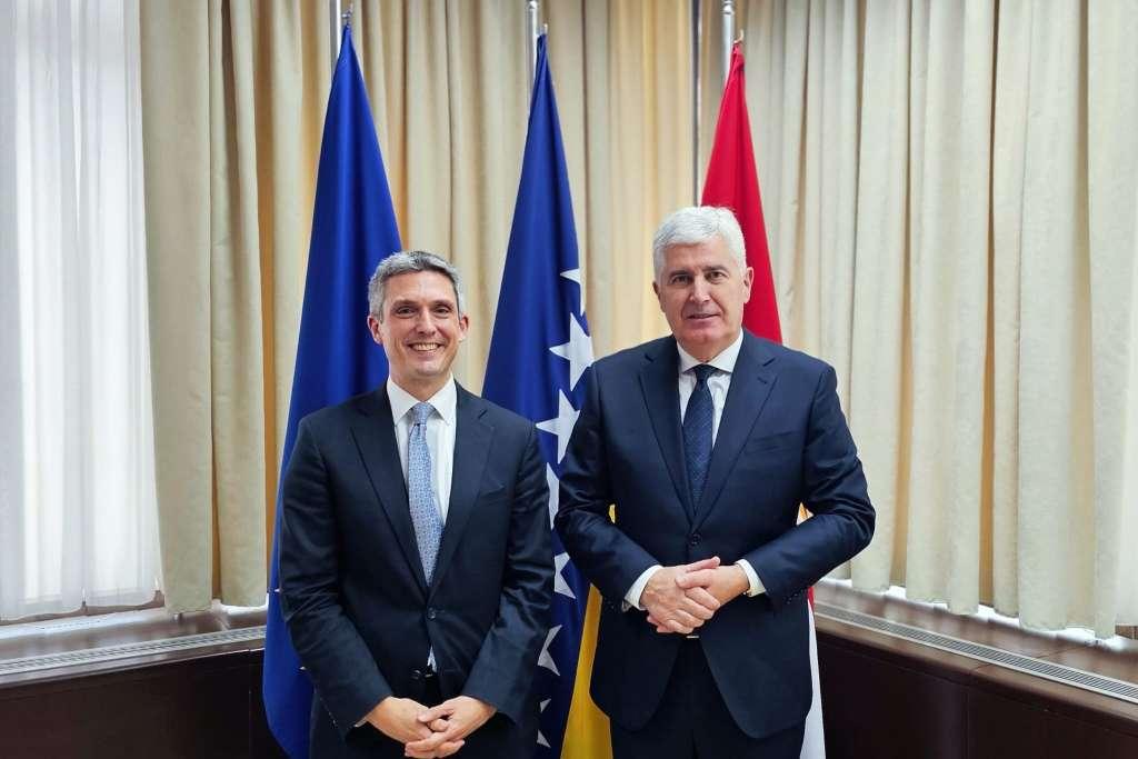 čović
