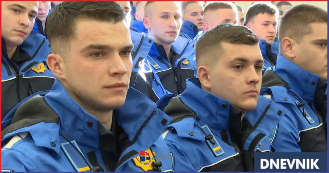 novi policijski sluzbenici.png