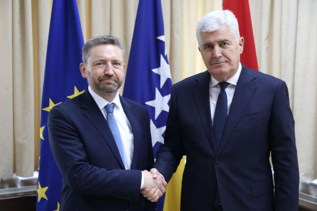 čović i farela