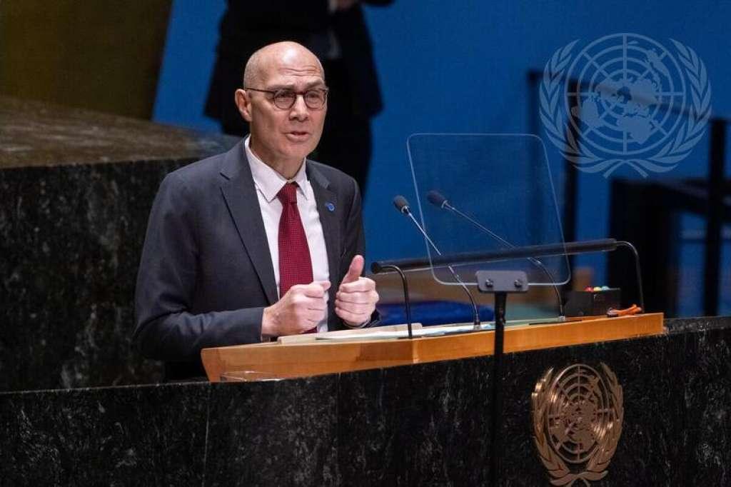 un
