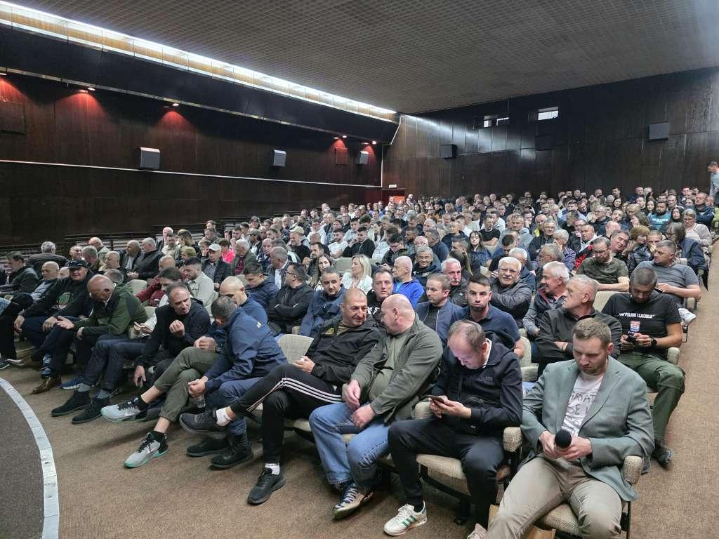 livno