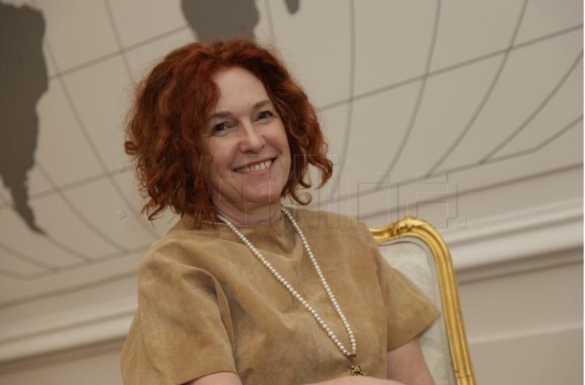 romana