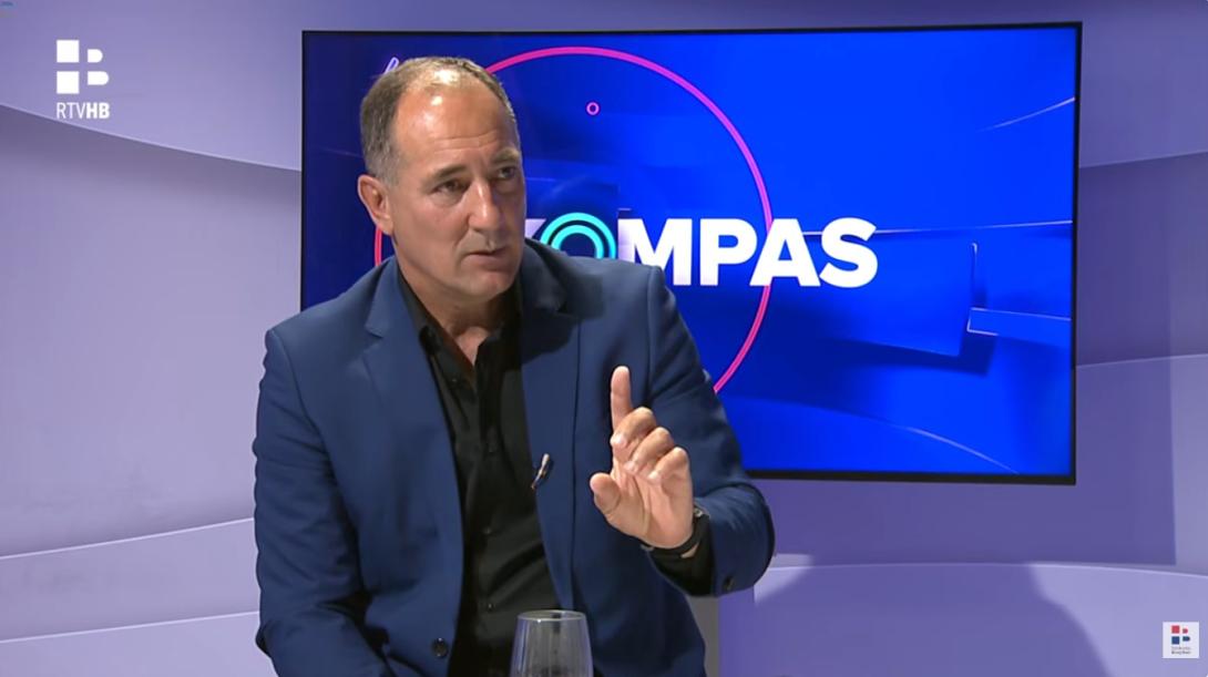 komapsas