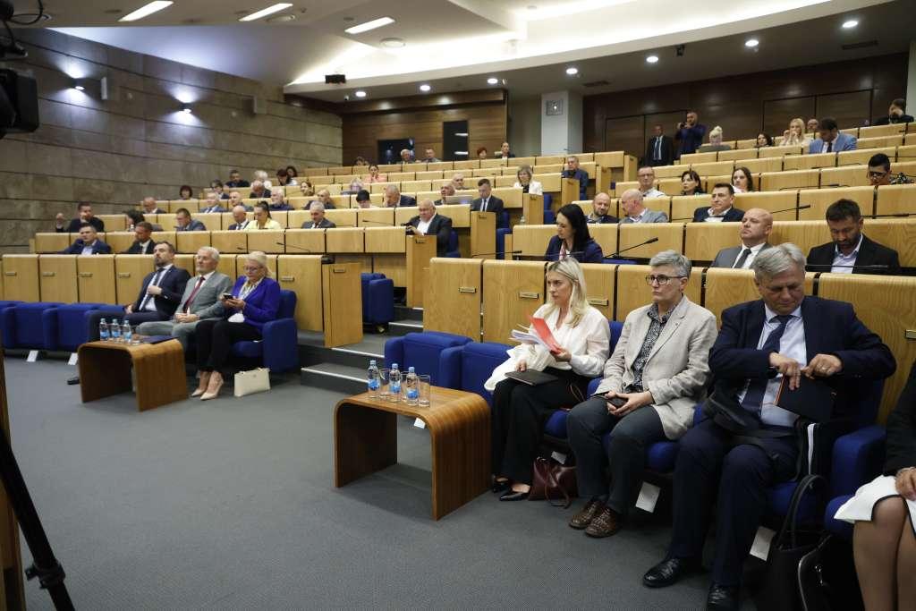 U Federaciji BiH usvojen Zakon o Novoj Željezari Zenica