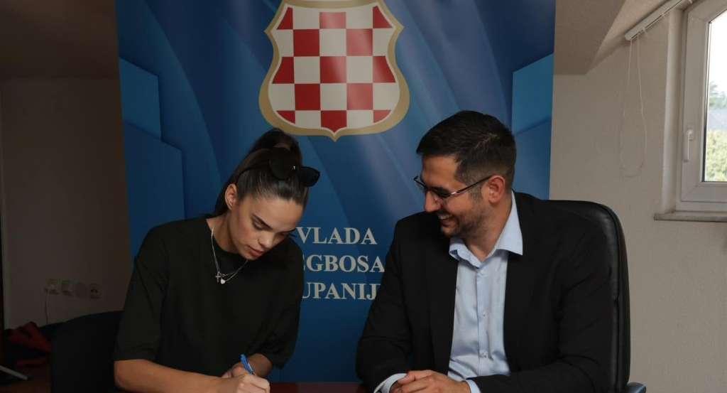 Studentima iz HBŽ-a 200 KM mjesečno, potpisano 38 novih ugovora